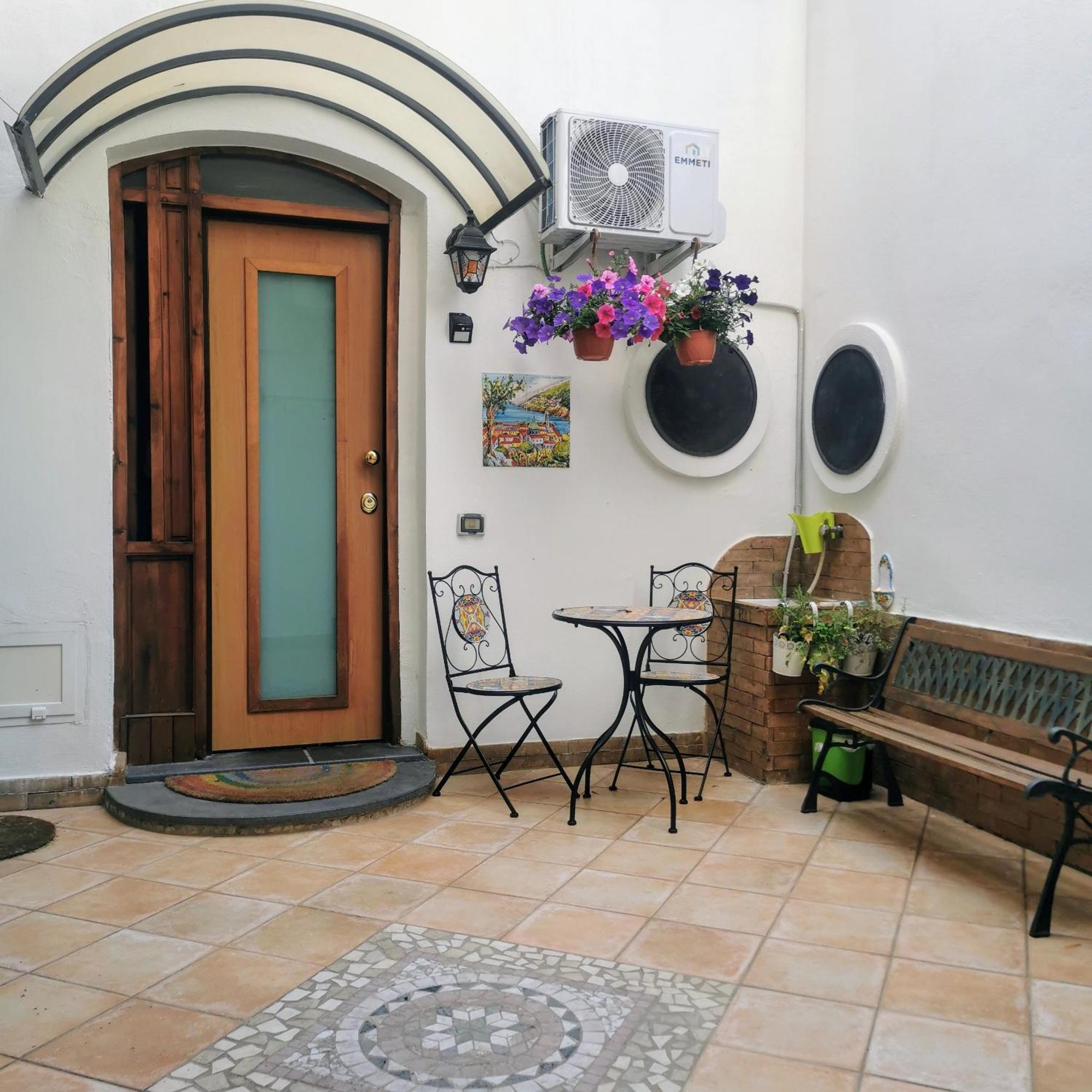 Cortile Di San Leo Apartman Vietri Kültér fotó